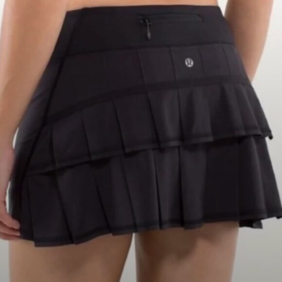 lululemon athletica Pants - Lululemon Black Run Pacesetter skort skirt  size 6